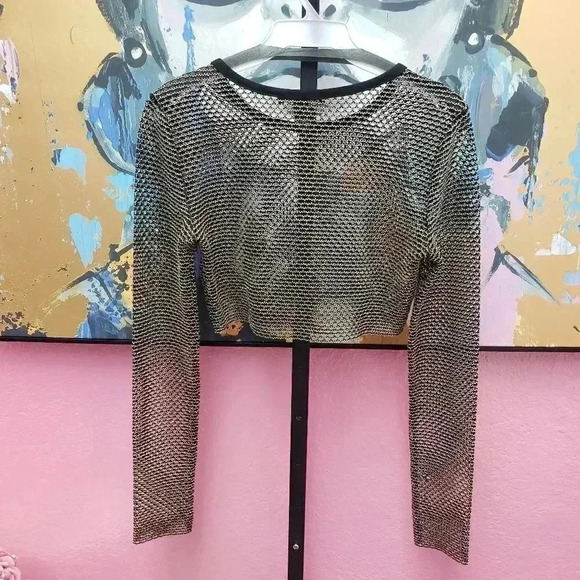 Forever 21 Mesh Crop Top - Picture 2 of 5